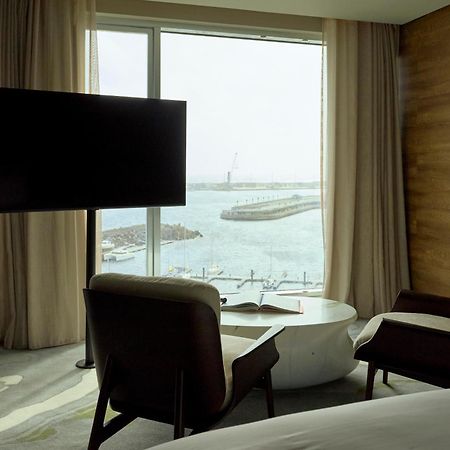 فندق ازور Ponta Delgada المظهر الخارجي الصورة A room at the hotel