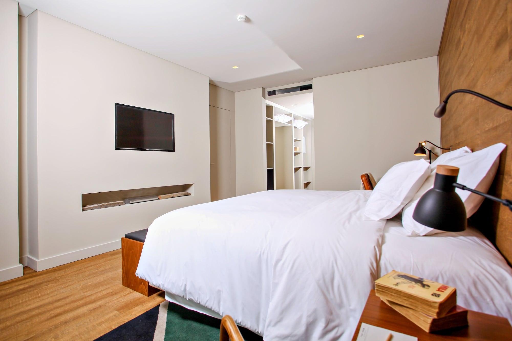 فندق ازور Ponta Delgada المظهر الخارجي الصورة A bedroom at the hotel