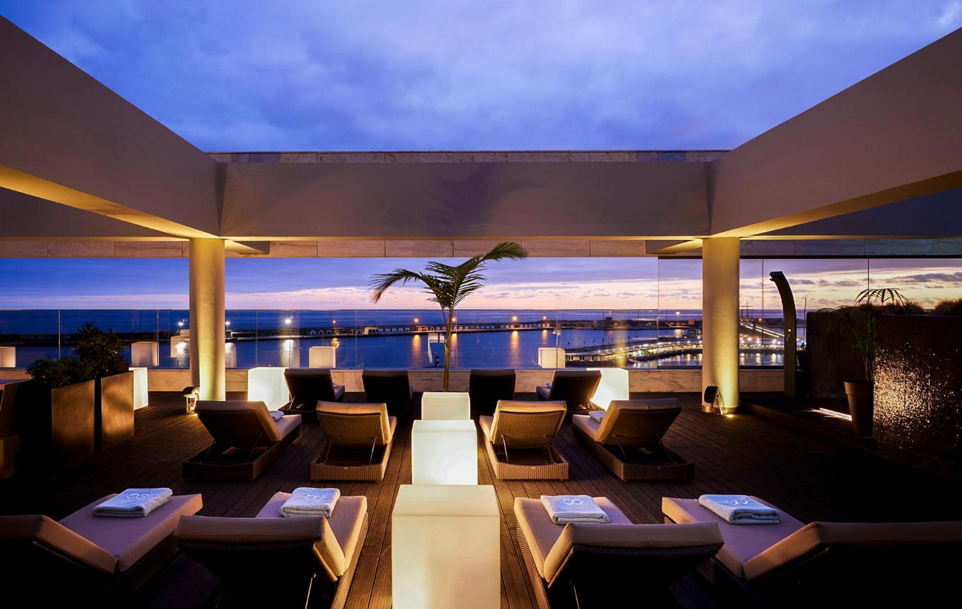 فندق ازور Ponta Delgada المظهر الخارجي الصورة The Sky Bar