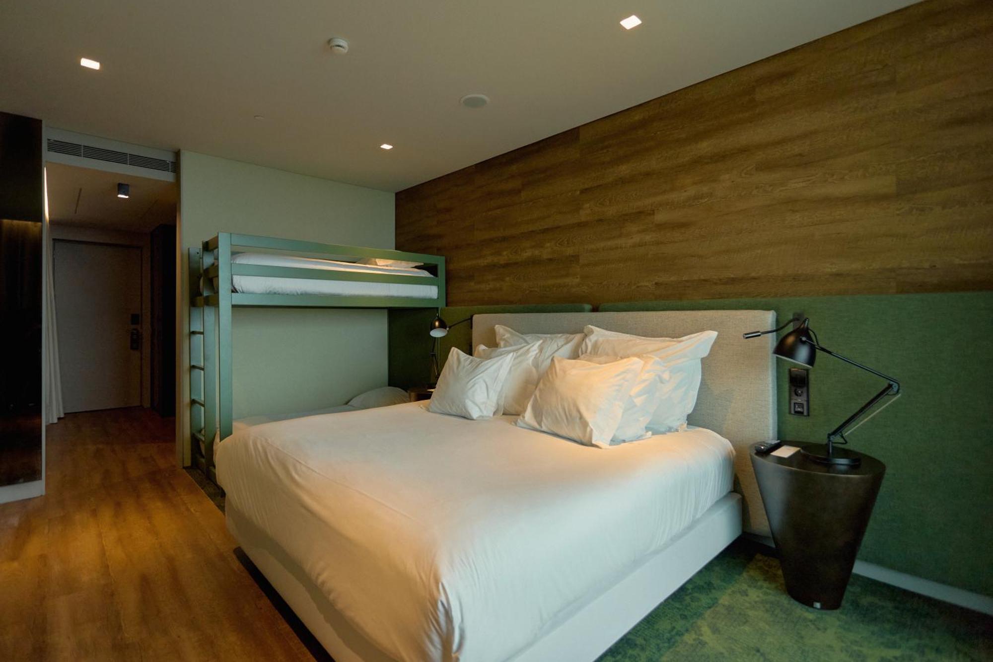فندق ازور Ponta Delgada المظهر الخارجي الصورة A room at the hotel
