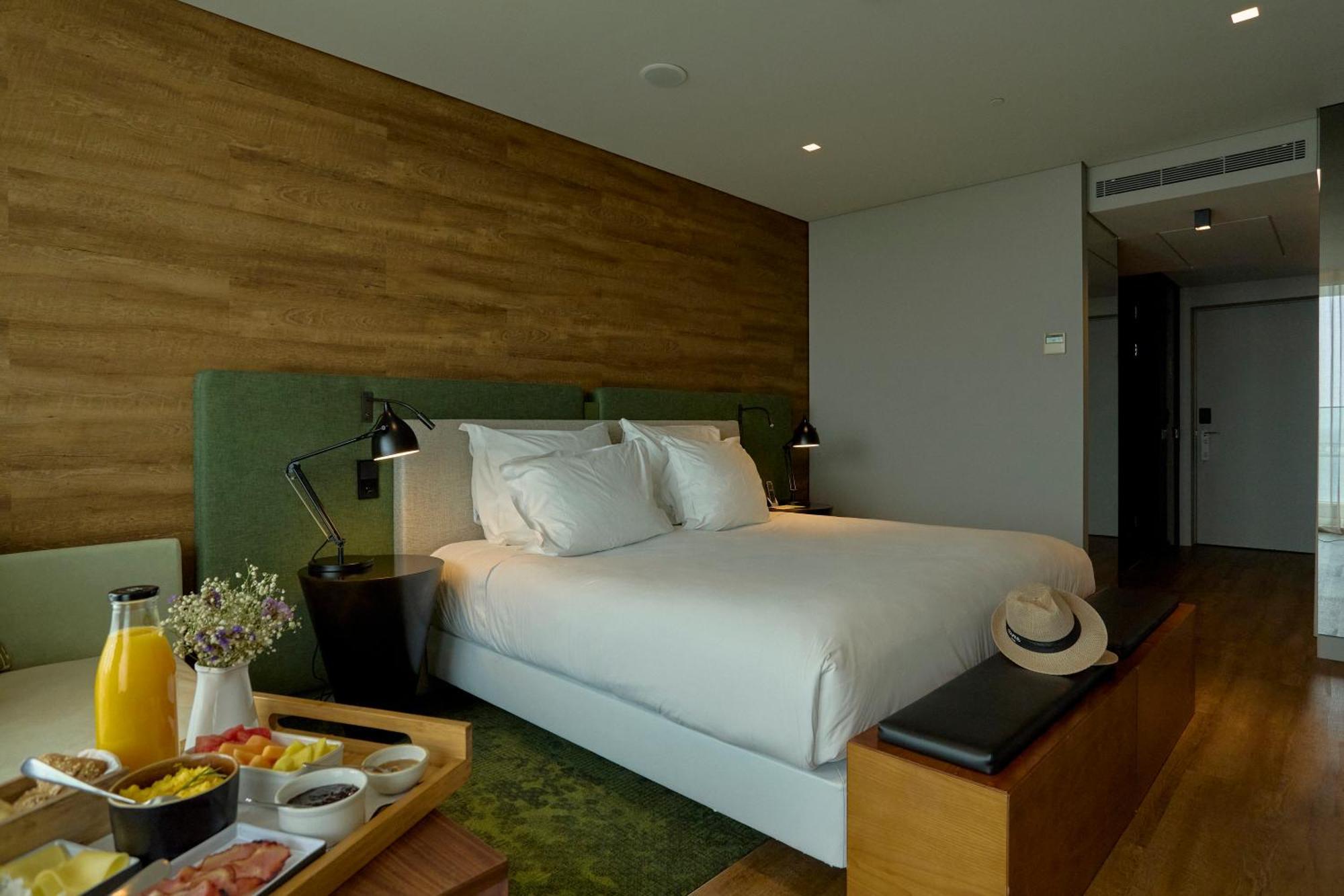 فندق ازور Ponta Delgada المظهر الخارجي الصورة A room at the hotel